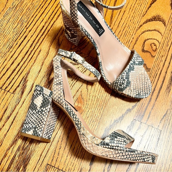Steven By Steve Madden Snake Print Heels - Picture 5 of 8